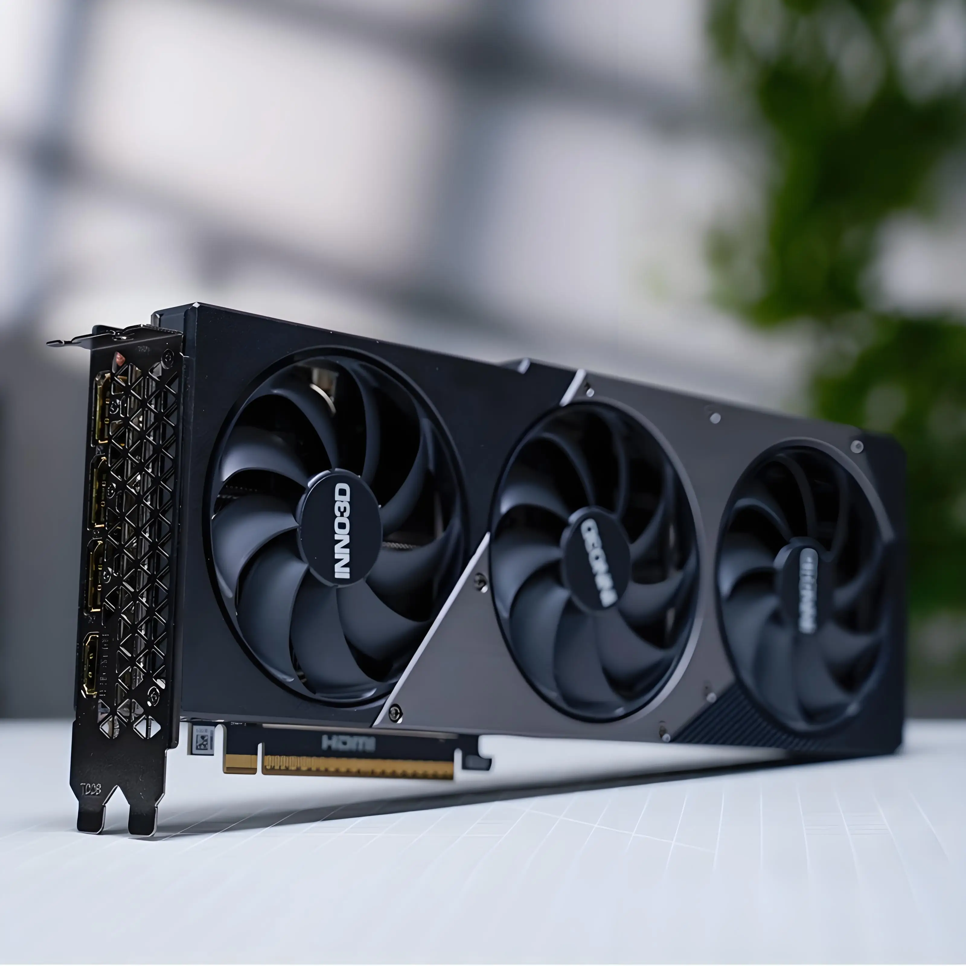 Видеокарта RTX5070Ti для игр,  – обзор и цена Esports Gaming Brands
